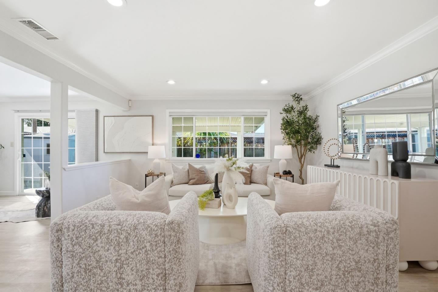 Detail Gallery Image 5 of 39 For 1969 Mclaughlin Ave, San Jose,  CA 95122 - 3 Beds | 2 Baths