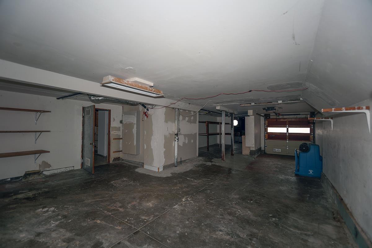 Detail Gallery Image 10 of 20 For 320 College Ave, San Francisco,  CA 94112 - 3 Beds | 2 Baths