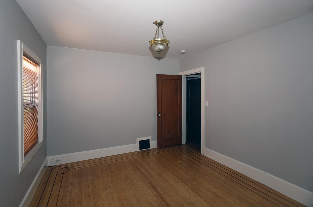 Detail Gallery Image 18 of 20 For 320 College Ave, San Francisco,  CA 94112 - 3 Beds | 2 Baths