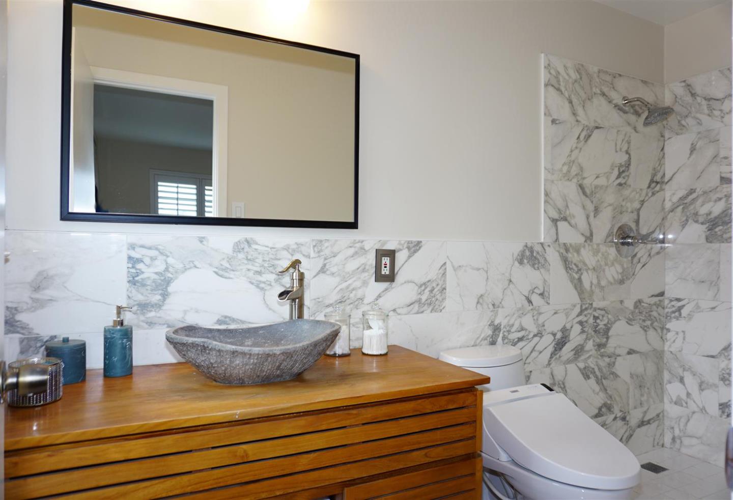 Detail Gallery Image 10 of 24 For 568 Maple Ave, San Bruno,  CA 94066 - 3 Beds | 2/1 Baths