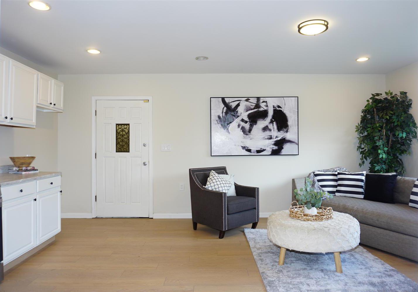 Detail Gallery Image 5 of 24 For 568 Maple Ave, San Bruno,  CA 94066 - 3 Beds | 2/1 Baths