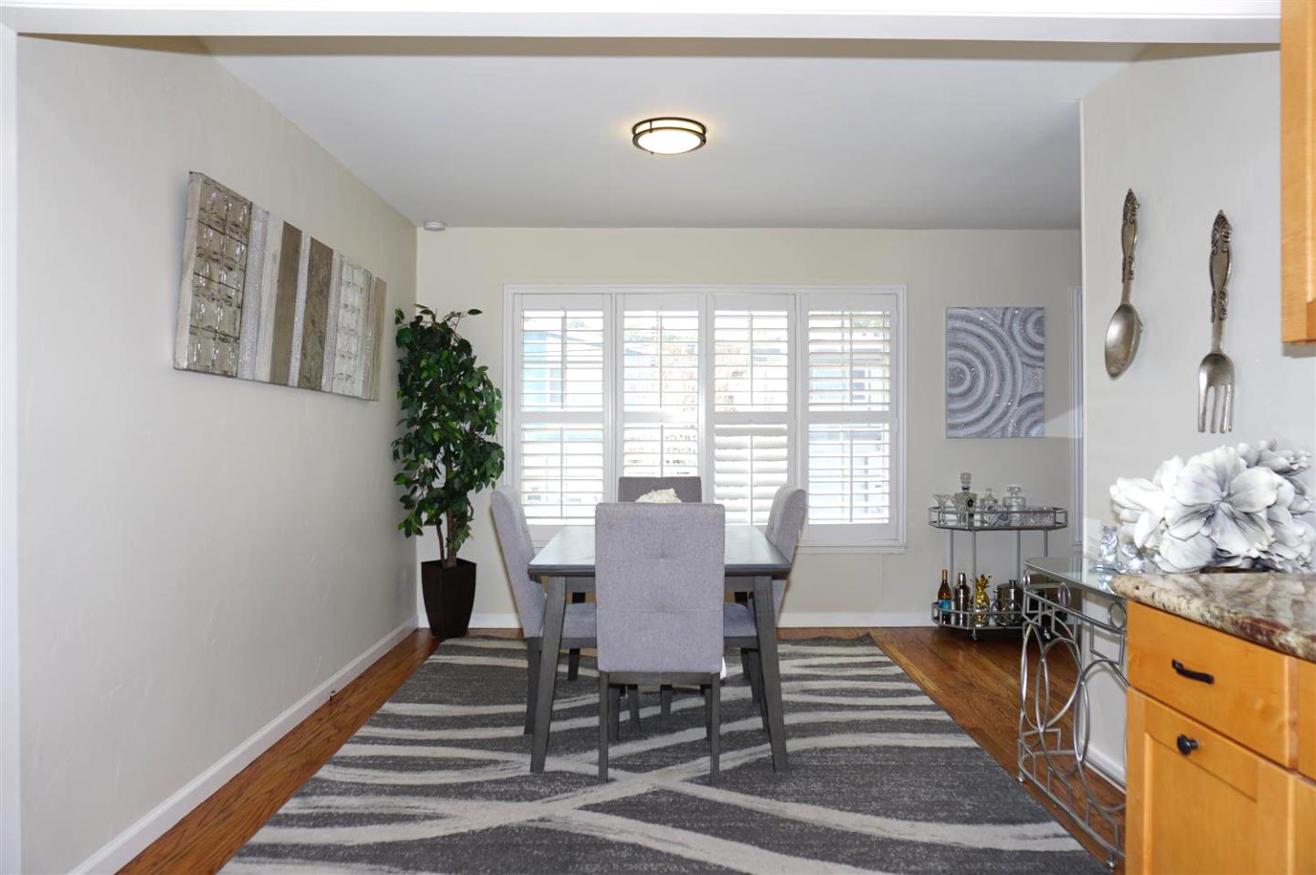 Detail Gallery Image 9 of 24 For 568 Maple Ave, San Bruno,  CA 94066 - 3 Beds | 2/1 Baths