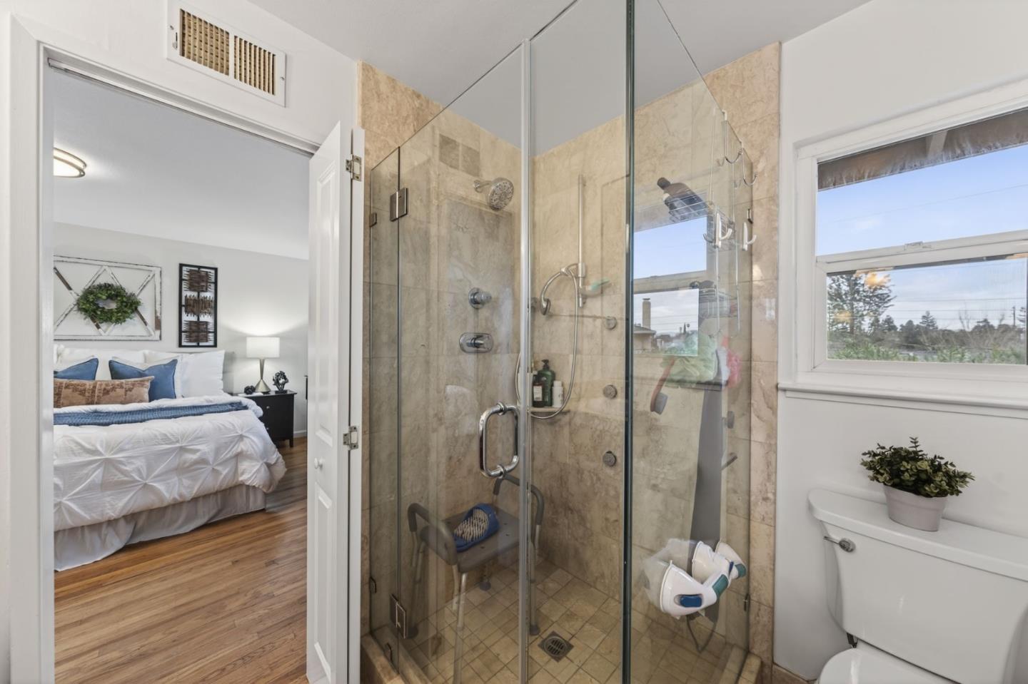 Detail Gallery Image 18 of 48 For 779 Vereda Ct, San Jose,  CA 95123 - 5 Beds | 2/1 Baths