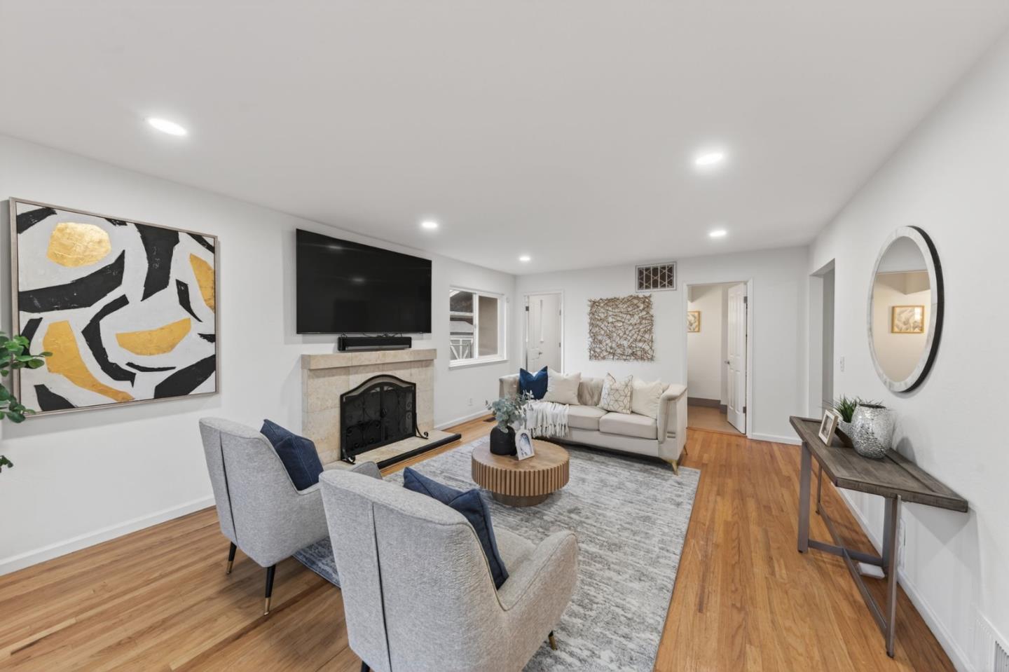 Detail Gallery Image 4 of 48 For 779 Vereda Ct, San Jose,  CA 95123 - 5 Beds | 2/1 Baths