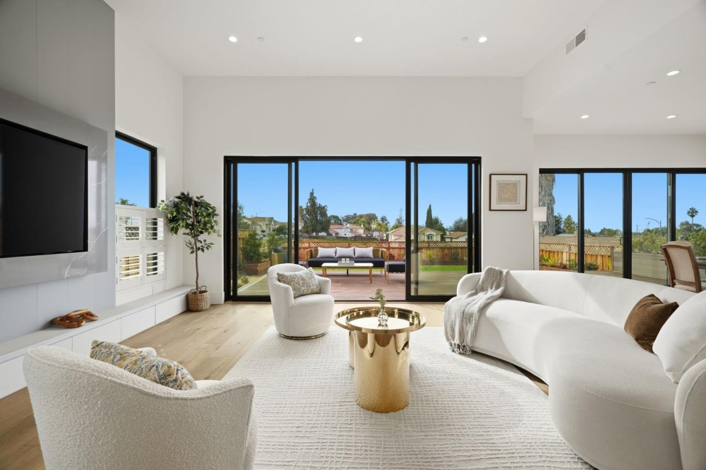 Detail Gallery Image 21 of 70 For 3543 Kettmann Rd, San Jose,  CA 95121 - 6 Beds | 5 Baths