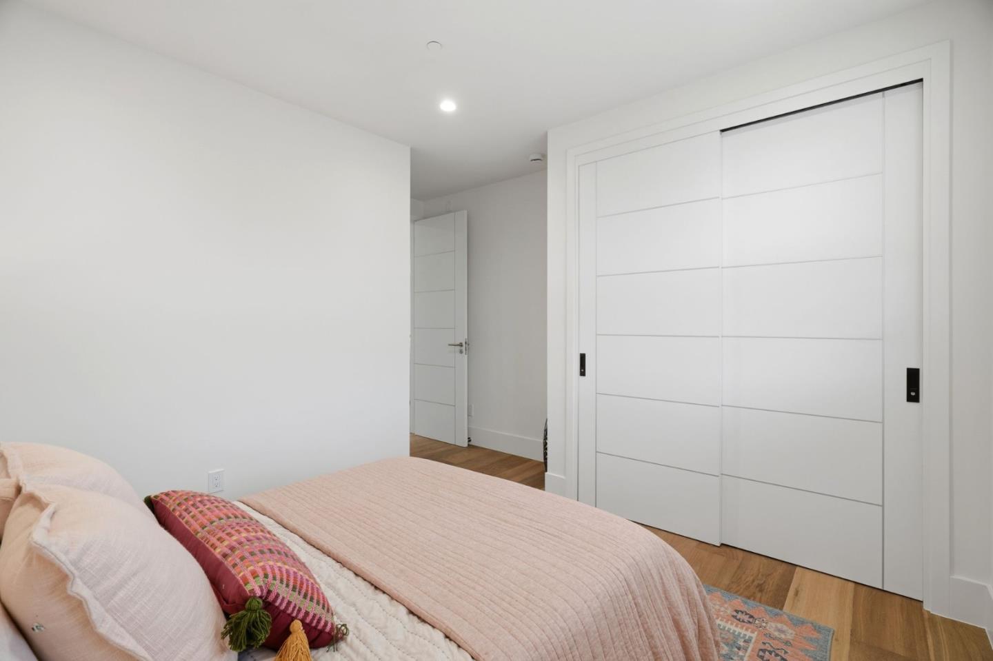 Detail Gallery Image 31 of 70 For 3543 Kettmann Rd, San Jose,  CA 95121 - 6 Beds | 5 Baths