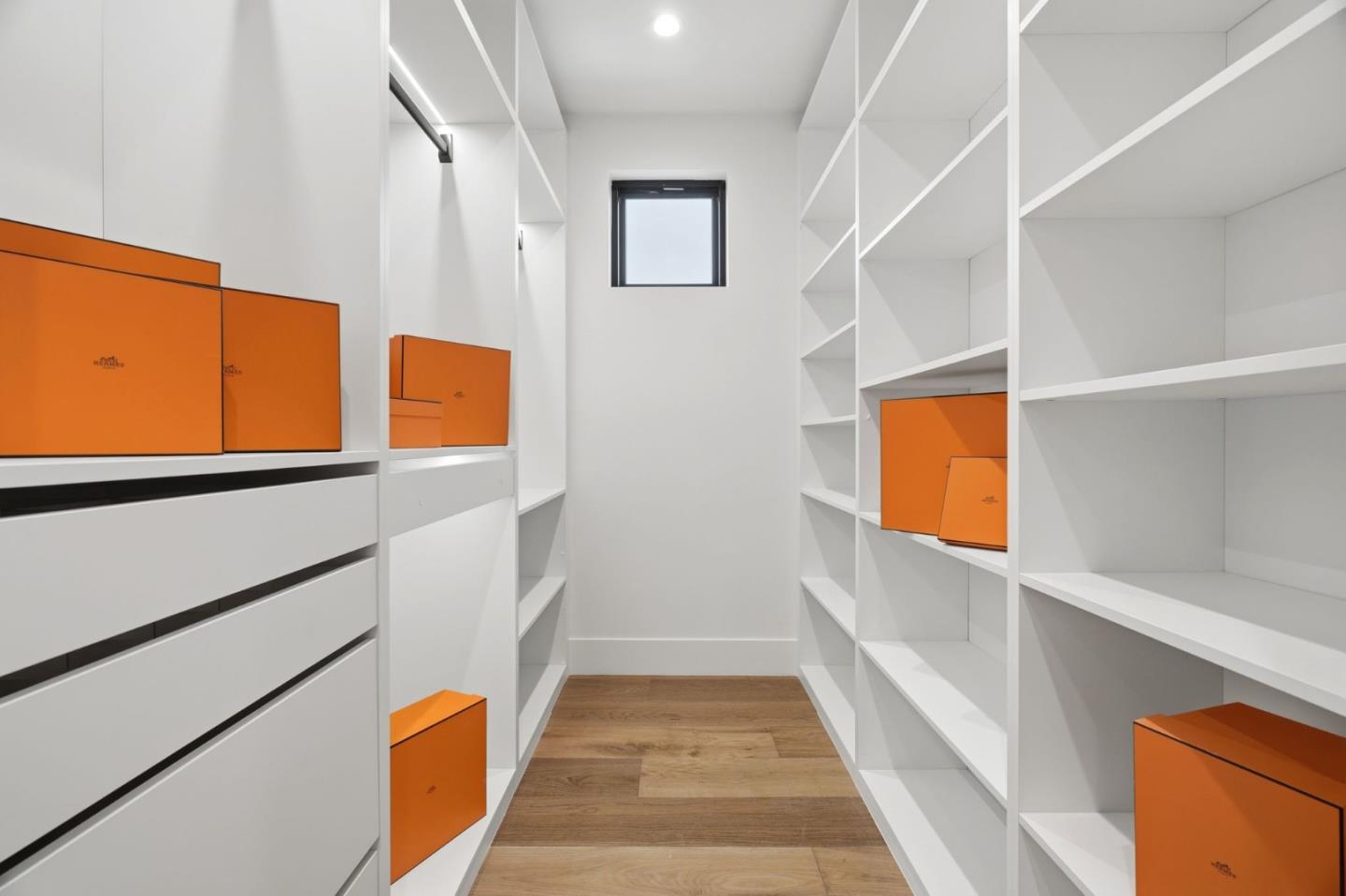 Detail Gallery Image 47 of 70 For 3543 Kettmann Rd, San Jose,  CA 95121 - 6 Beds | 5 Baths