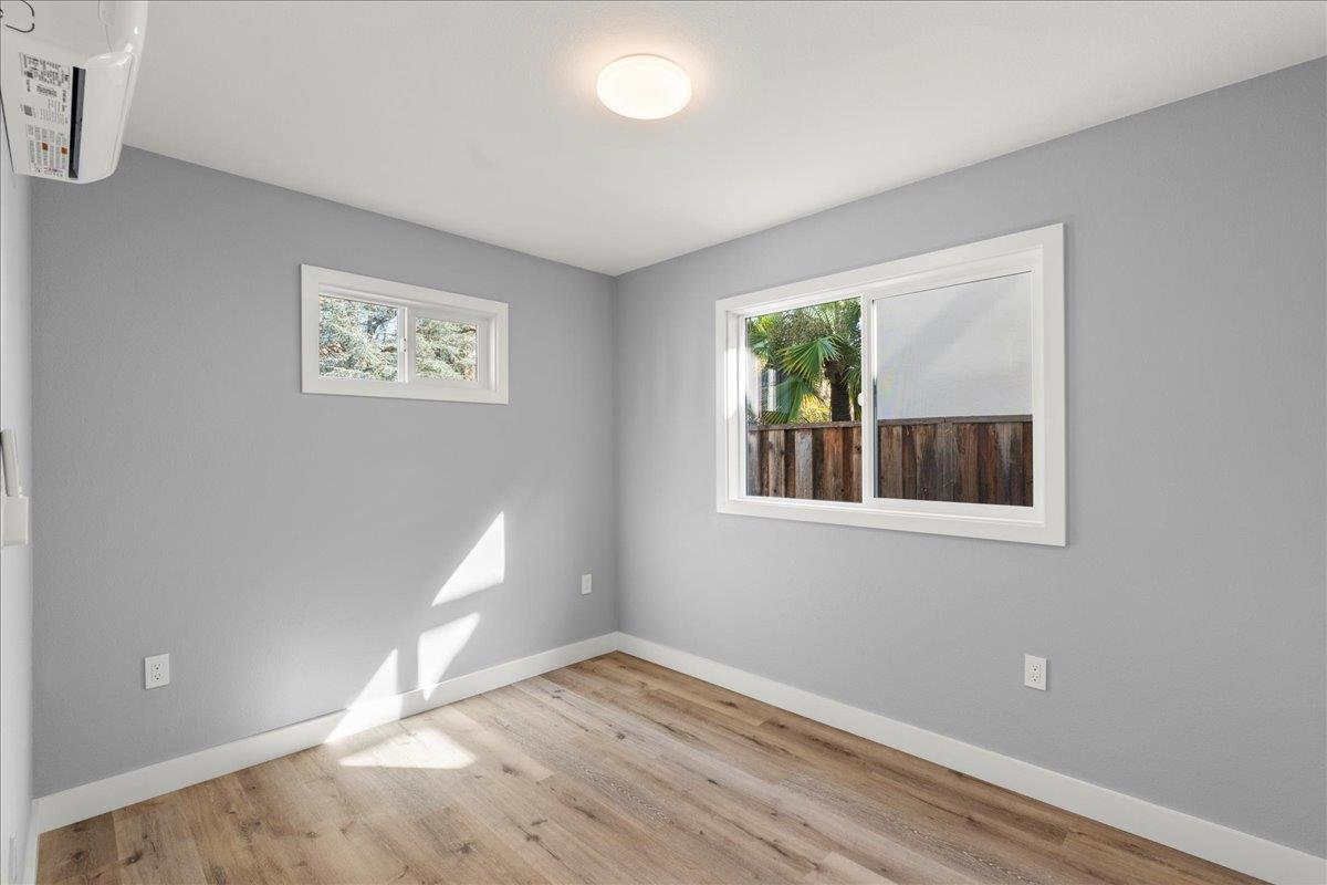 Detail Gallery Image 14 of 25 For 620 Alamo Ct, Mountain View,  CA 94043 - – Beds | – Baths