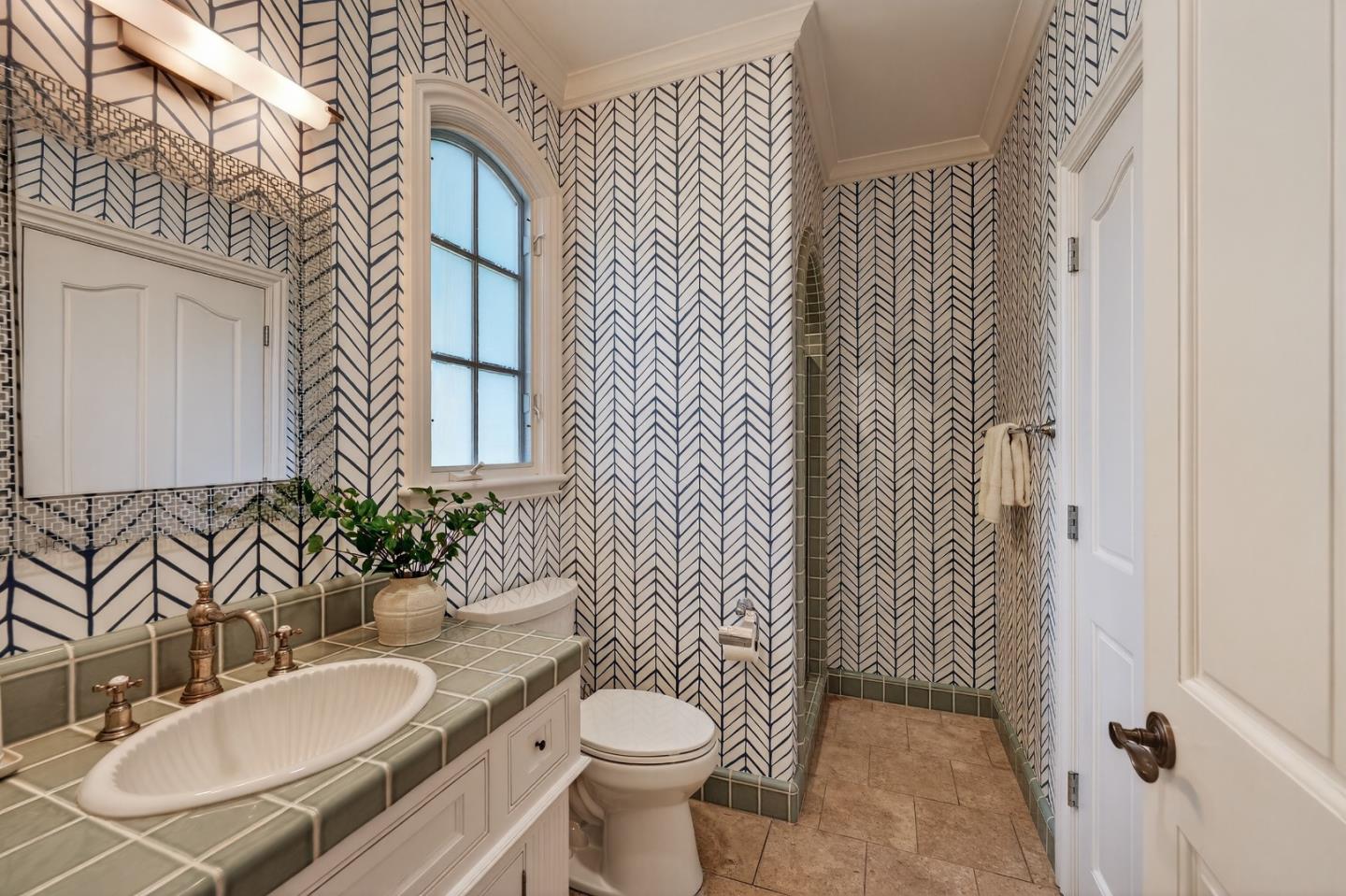 Detail Gallery Image 14 of 89 For 45 Central Ave, Los Gatos,  CA 95030 - 4 Beds | 3 Baths