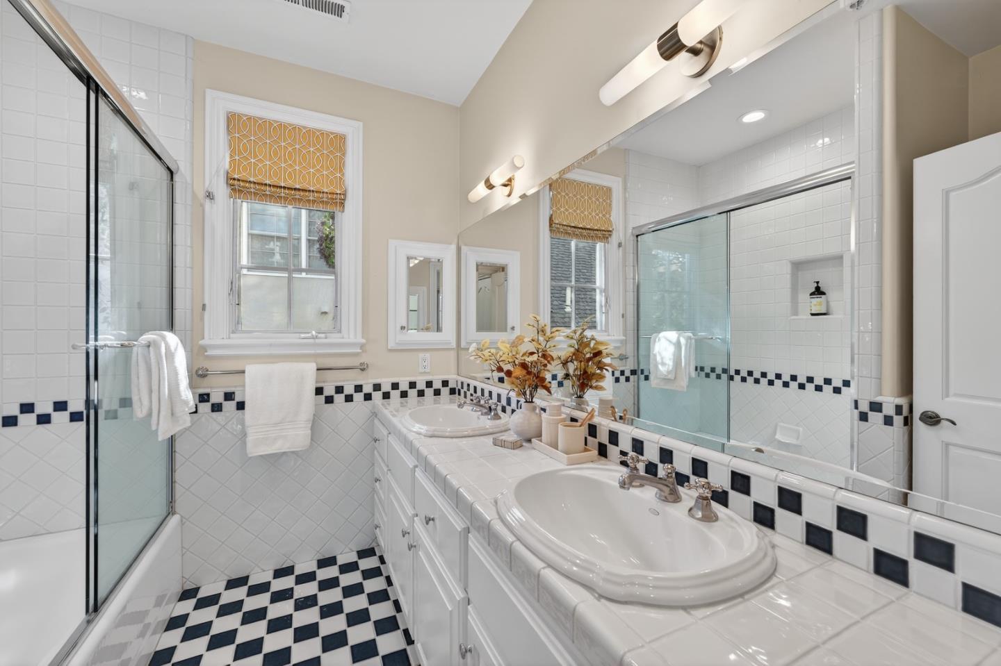 Detail Gallery Image 48 of 89 For 45 Central Ave, Los Gatos,  CA 95030 - 4 Beds | 3 Baths