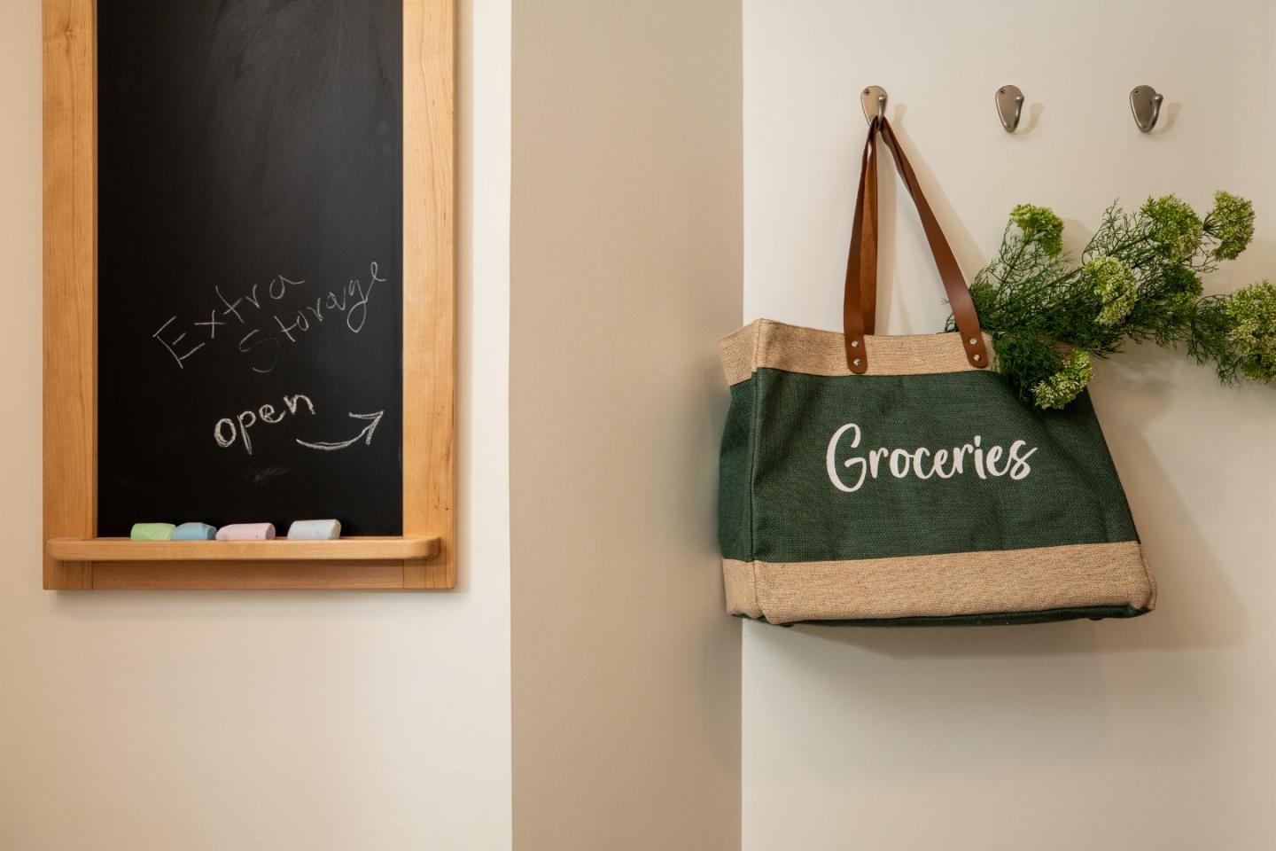 Detail Gallery Image 14 of 33 For 162 W Rosemary St, San Jose,  CA 95110 - 3 Beds | 2 Baths