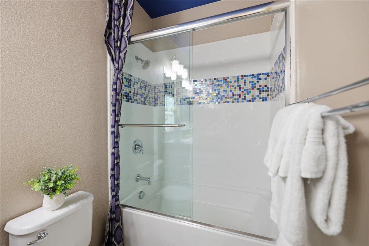 Detail Gallery Image 21 of 47 For 631 True Wind Way #203,  Redwood City,  CA 94063 - 2 Beds | 2/1 Baths