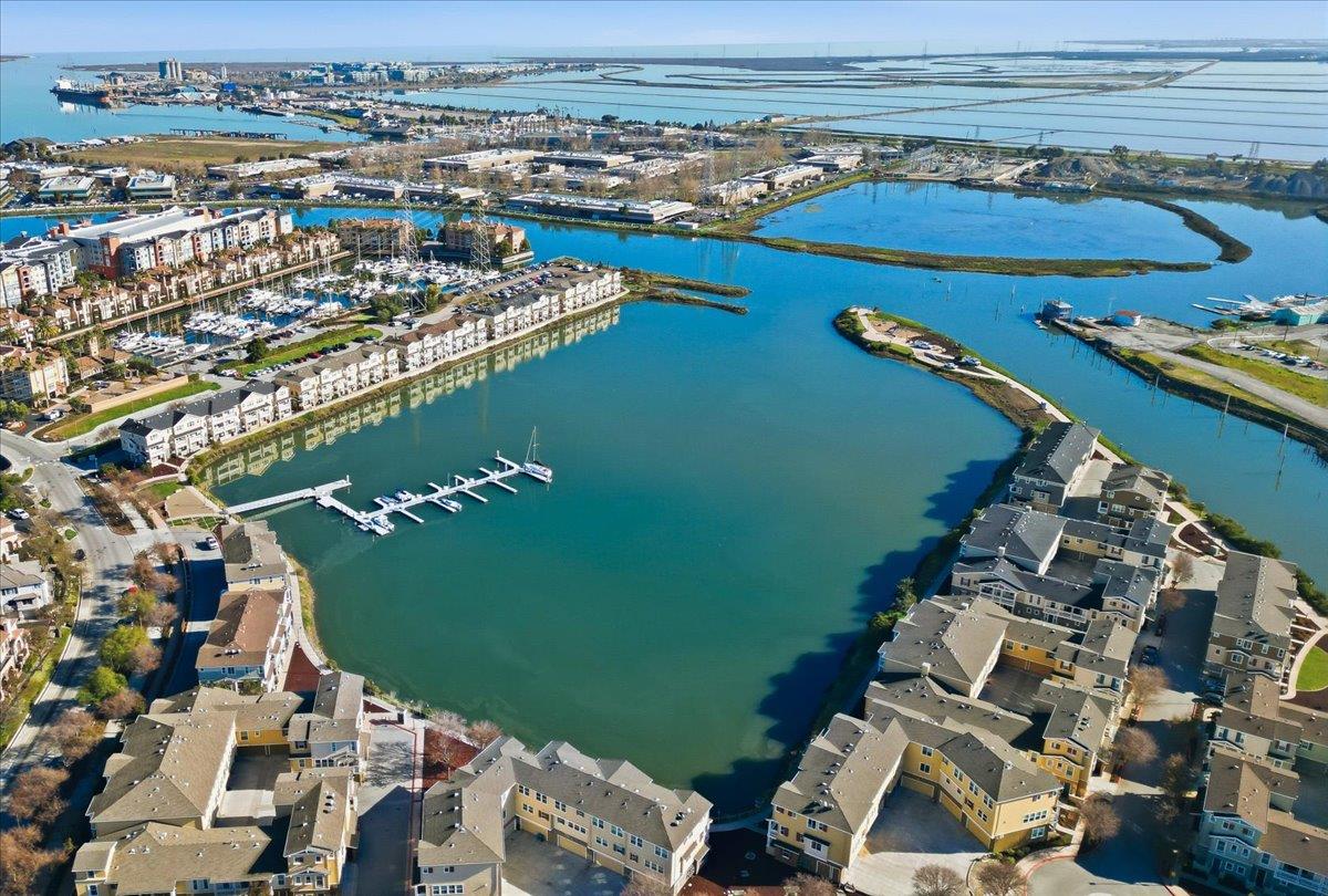 Detail Gallery Image 41 of 47 For 631 True Wind Way #203,  Redwood City,  CA 94063 - 2 Beds | 2/1 Baths