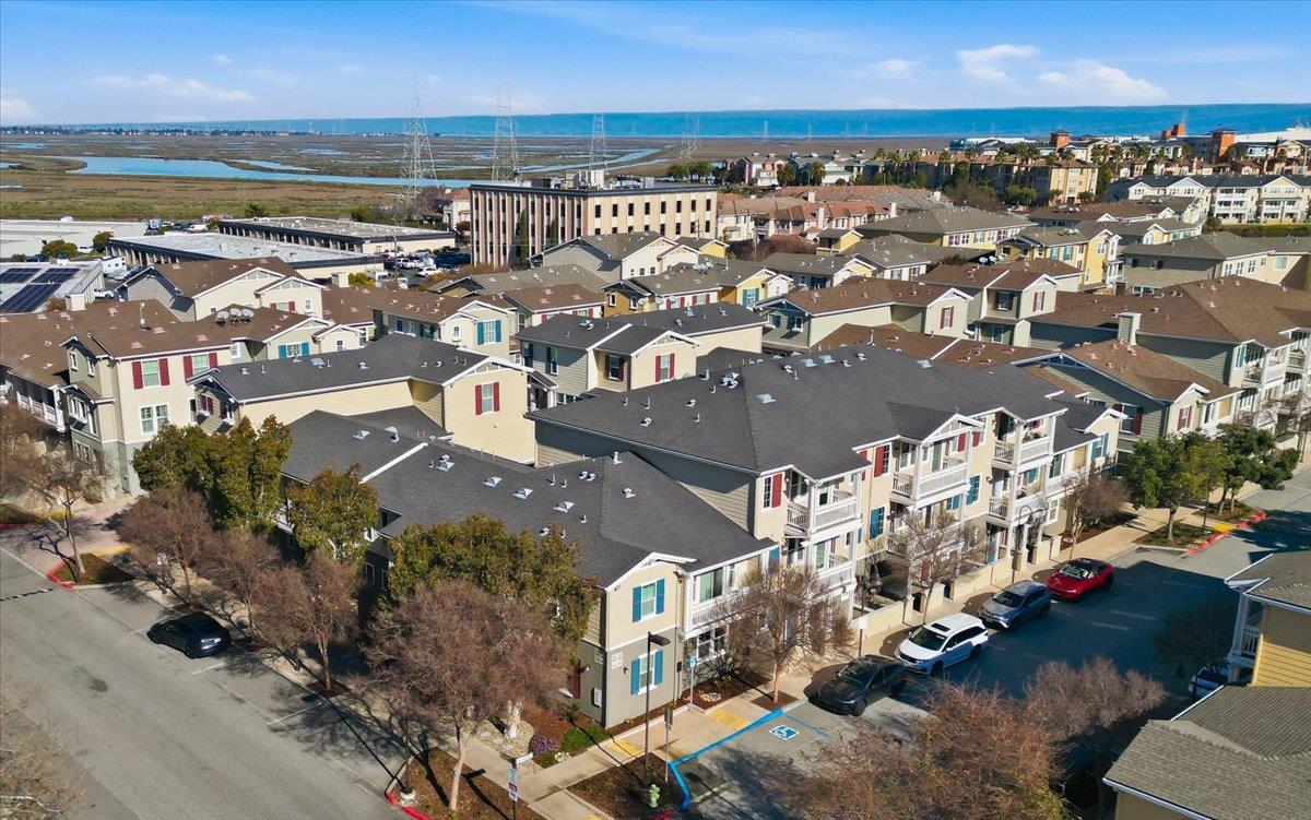 Detail Gallery Image 43 of 47 For 631 True Wind Way #203,  Redwood City,  CA 94063 - 2 Beds | 2/1 Baths