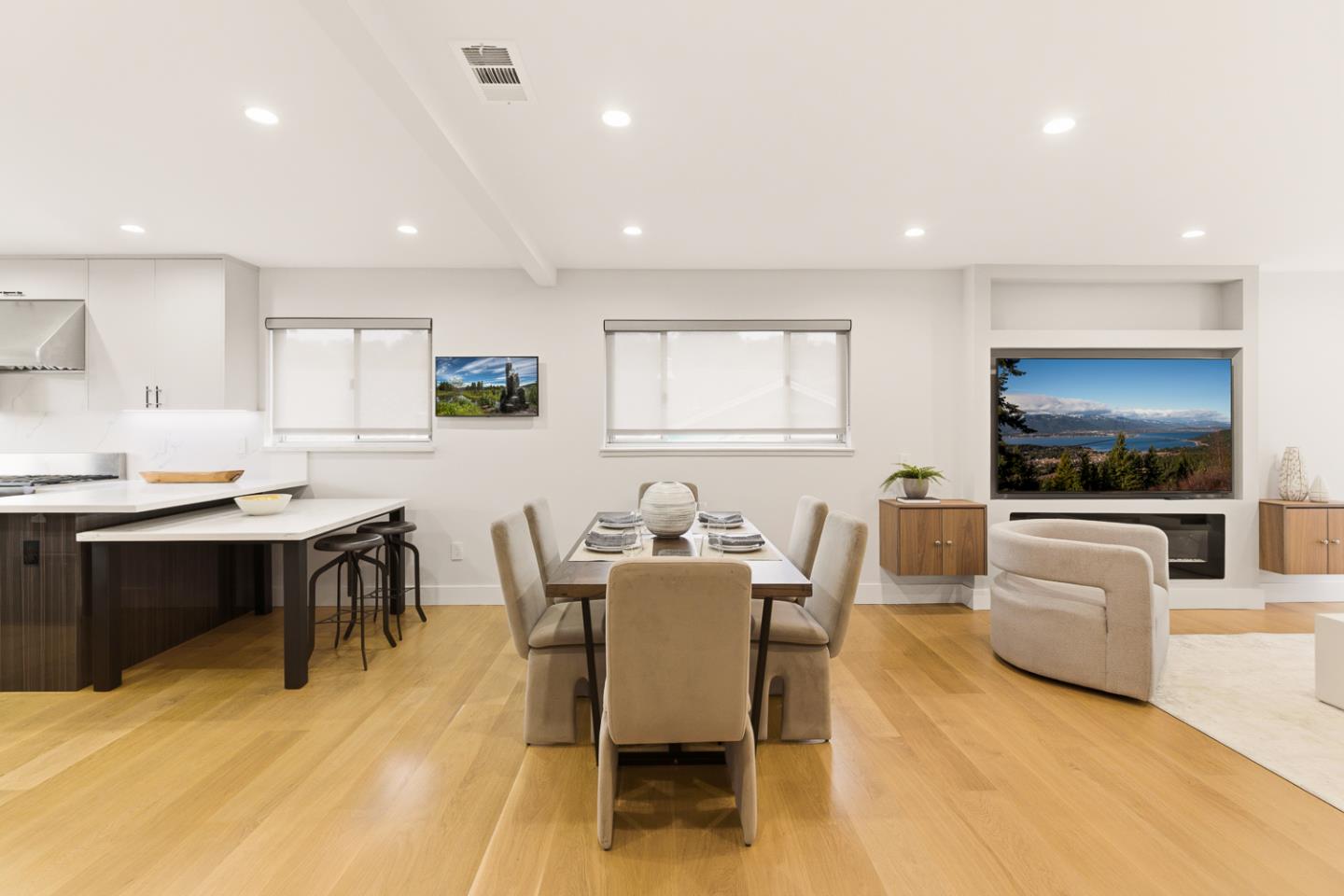 Detail Gallery Image 17 of 50 For 445 Mariposa Dr, South San Francisco,  CA 94080 - 4 Beds | 3 Baths