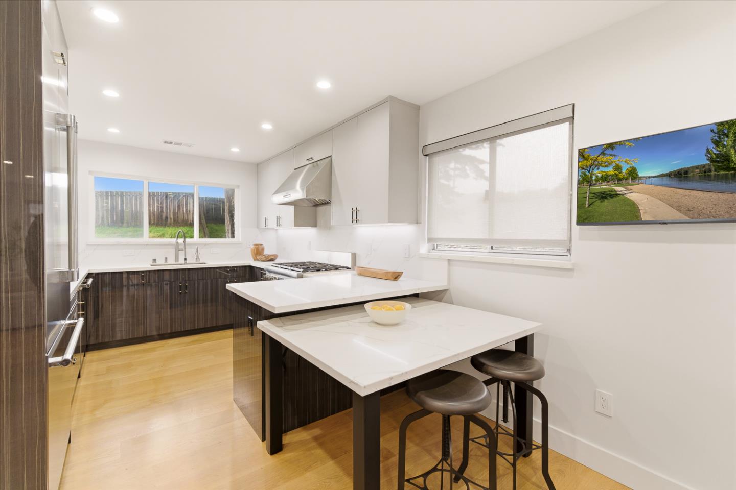 Detail Gallery Image 18 of 50 For 445 Mariposa Dr, South San Francisco,  CA 94080 - 4 Beds | 3 Baths