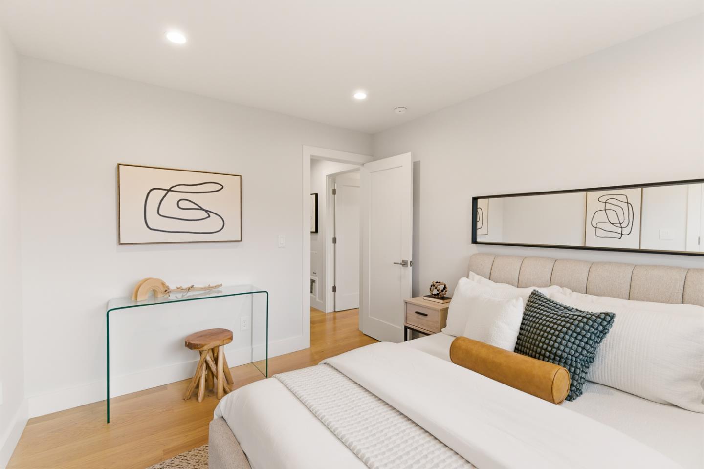 Detail Gallery Image 23 of 50 For 445 Mariposa Dr, South San Francisco,  CA 94080 - 4 Beds | 3 Baths