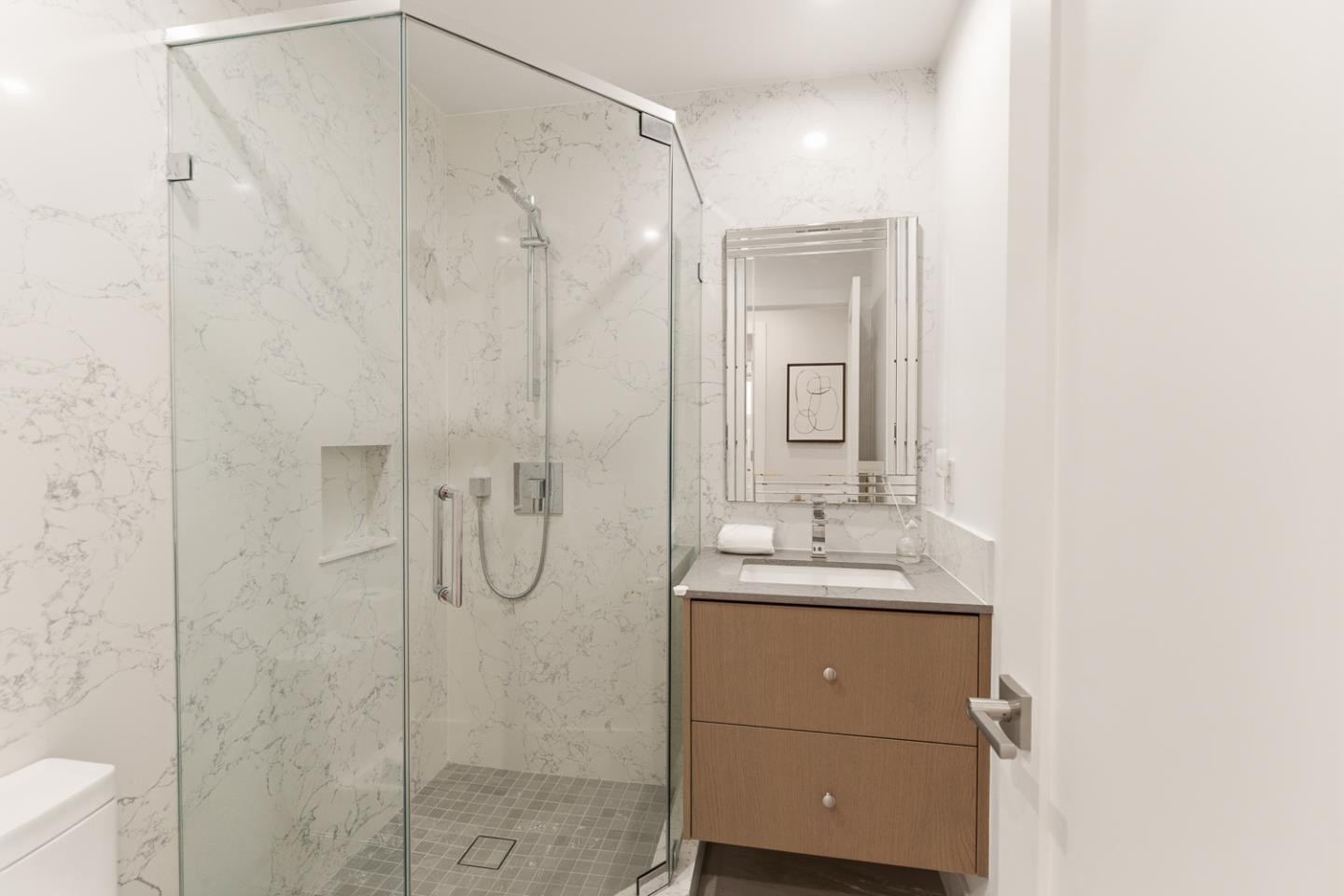 Detail Gallery Image 27 of 50 For 445 Mariposa Dr, South San Francisco,  CA 94080 - 4 Beds | 3 Baths