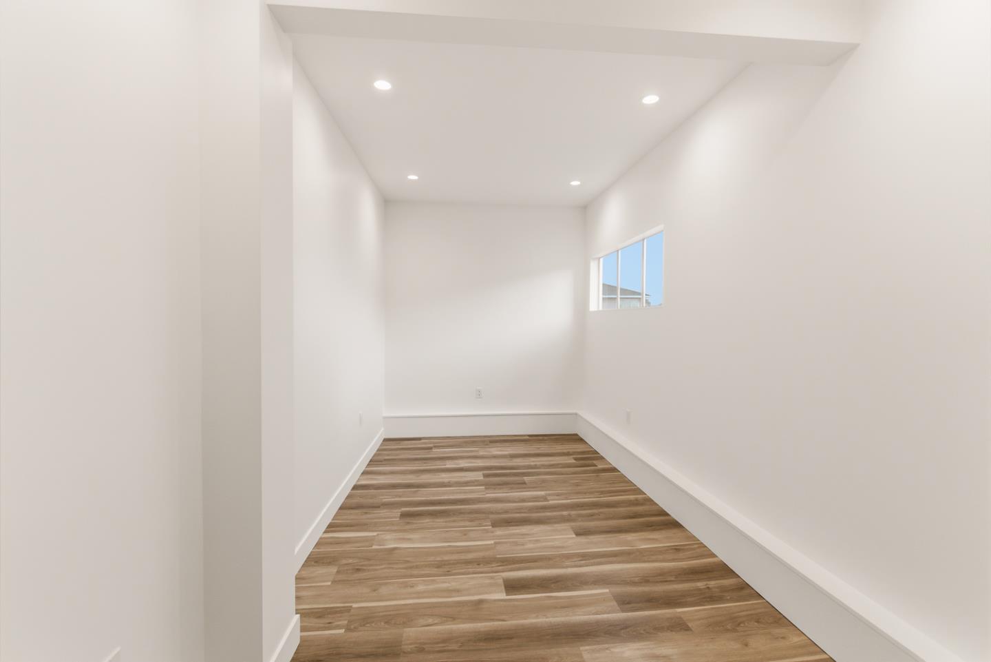 Detail Gallery Image 40 of 50 For 445 Mariposa Dr, South San Francisco,  CA 94080 - 4 Beds | 3 Baths