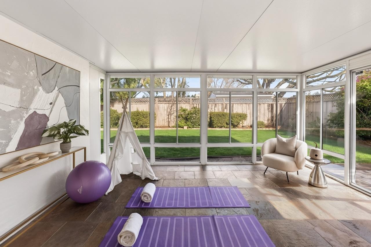 Detail Gallery Image 22 of 27 For 3957 Martin Dr, San Mateo,  CA 94403 - 3 Beds | 2 Baths