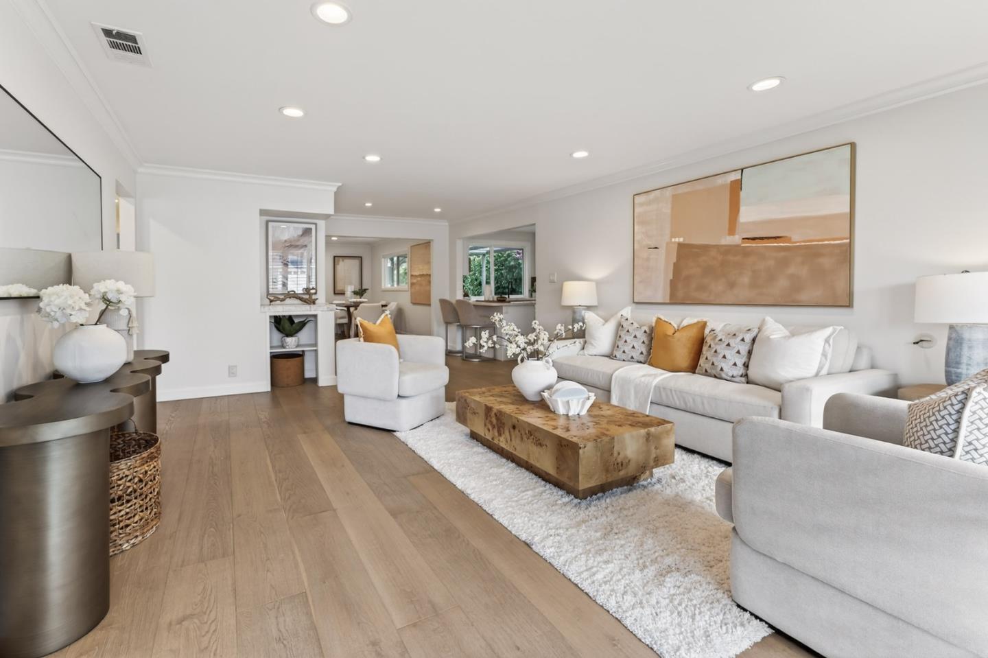 Detail Gallery Image 4 of 27 For 3957 Martin Dr, San Mateo,  CA 94403 - 3 Beds | 2 Baths