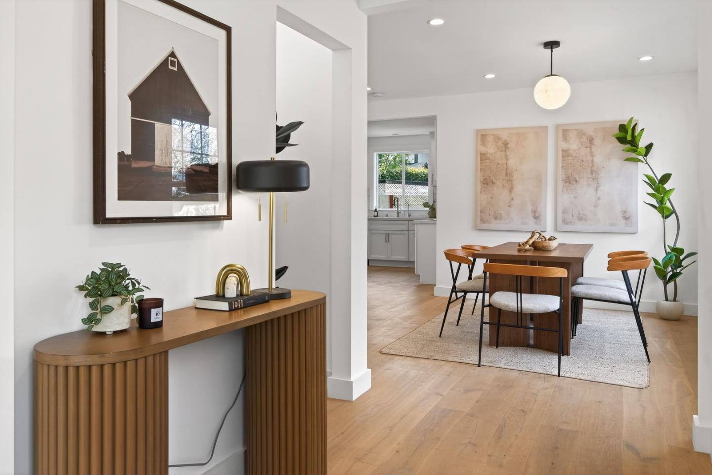 Detail Gallery Image 16 of 73 For 2108 Carmelita Ave, Burlingame,  CA 94010 - 3 Beds | 2 Baths