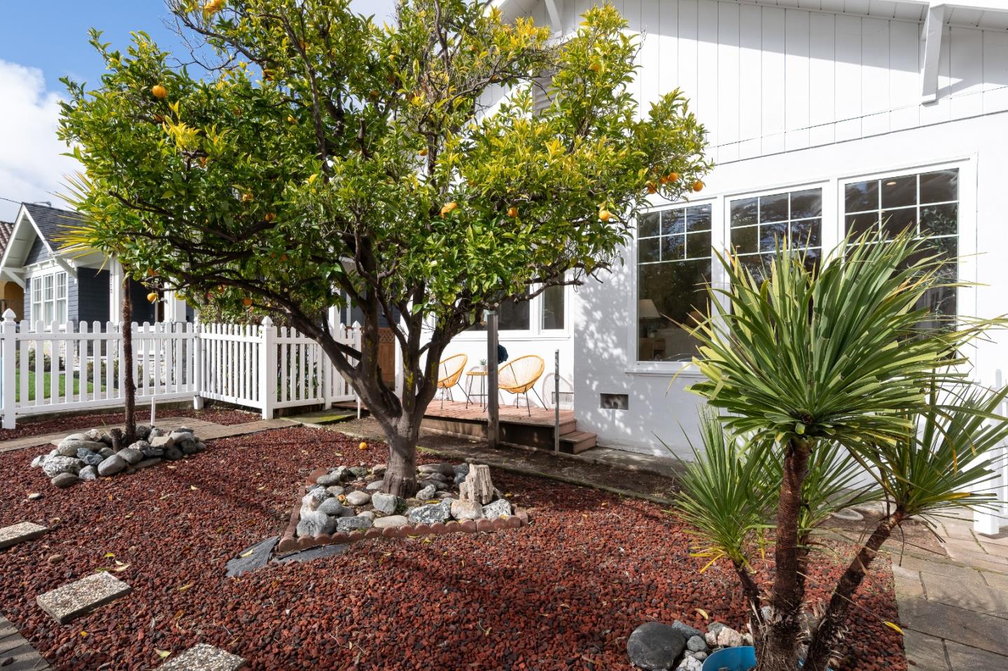 Detail Gallery Image 2 of 73 For 2108 Carmelita Ave, Burlingame,  CA 94010 - 3 Beds | 2 Baths