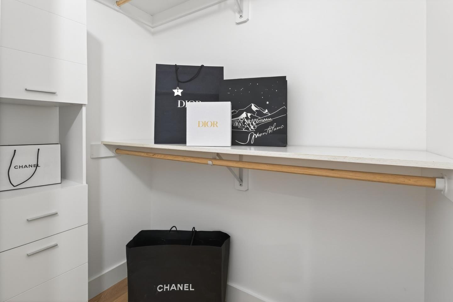 Detail Gallery Image 41 of 73 For 2108 Carmelita Ave, Burlingame,  CA 94010 - 3 Beds | 2 Baths