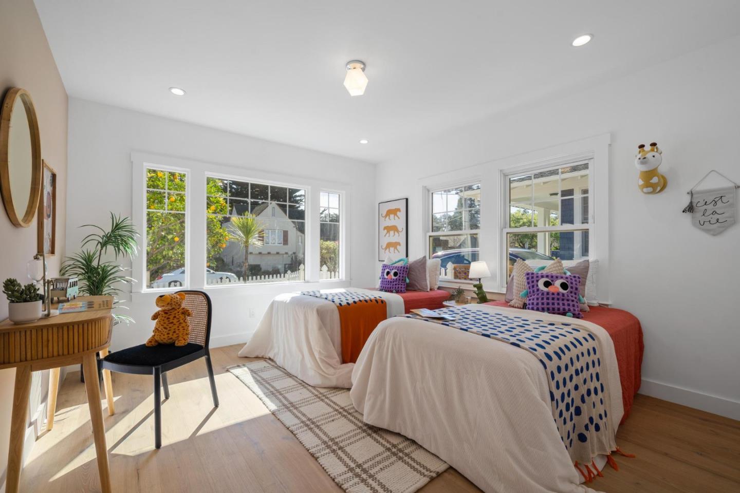 Detail Gallery Image 42 of 73 For 2108 Carmelita Ave, Burlingame,  CA 94010 - 3 Beds | 2 Baths