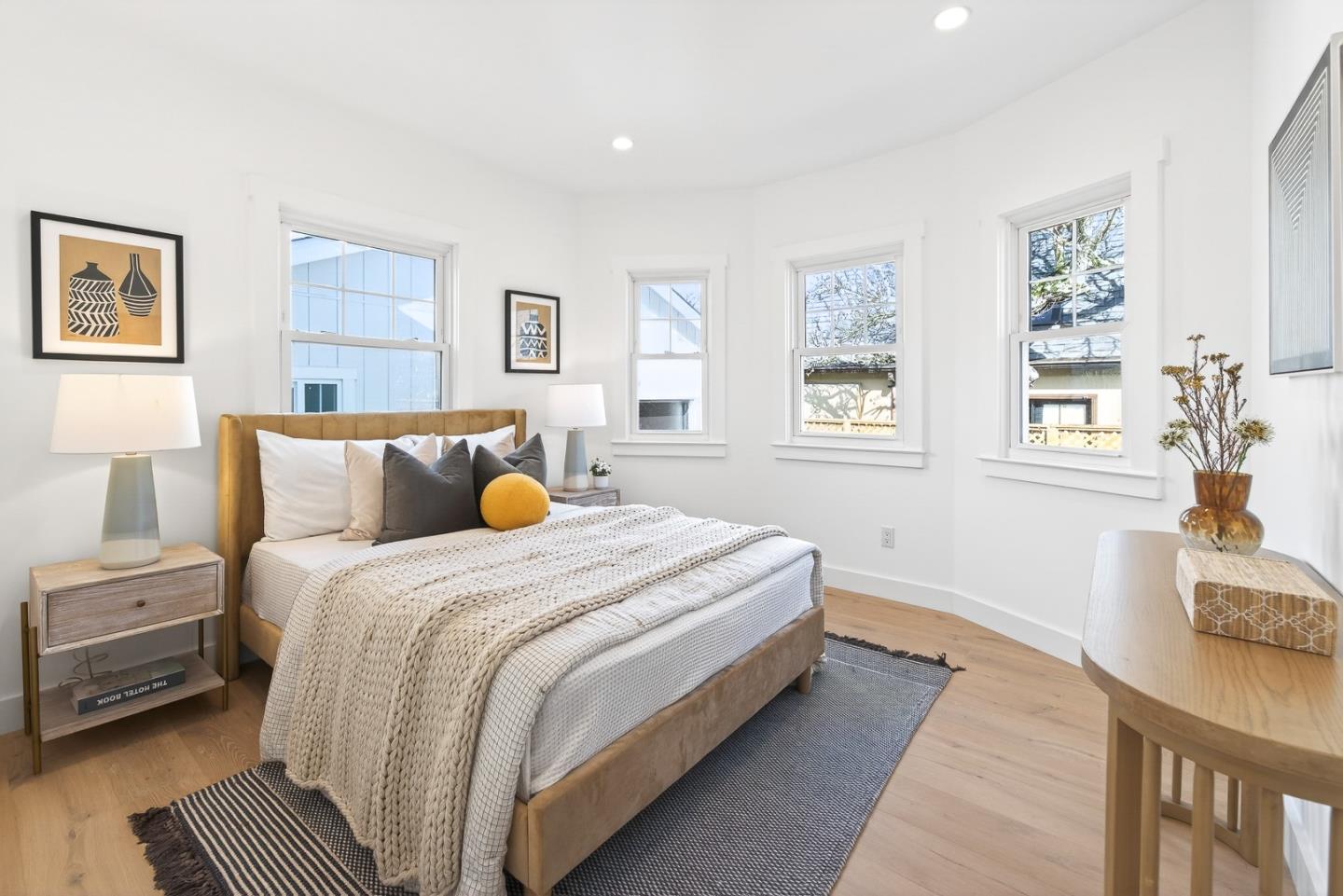 Detail Gallery Image 45 of 73 For 2108 Carmelita Ave, Burlingame,  CA 94010 - 3 Beds | 2 Baths