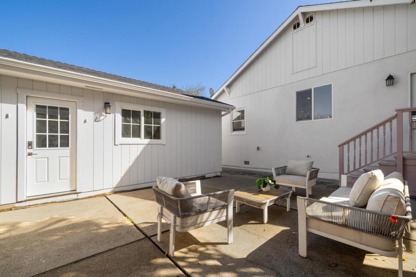 Detail Gallery Image 55 of 73 For 2108 Carmelita Ave, Burlingame,  CA 94010 - 3 Beds | 2 Baths