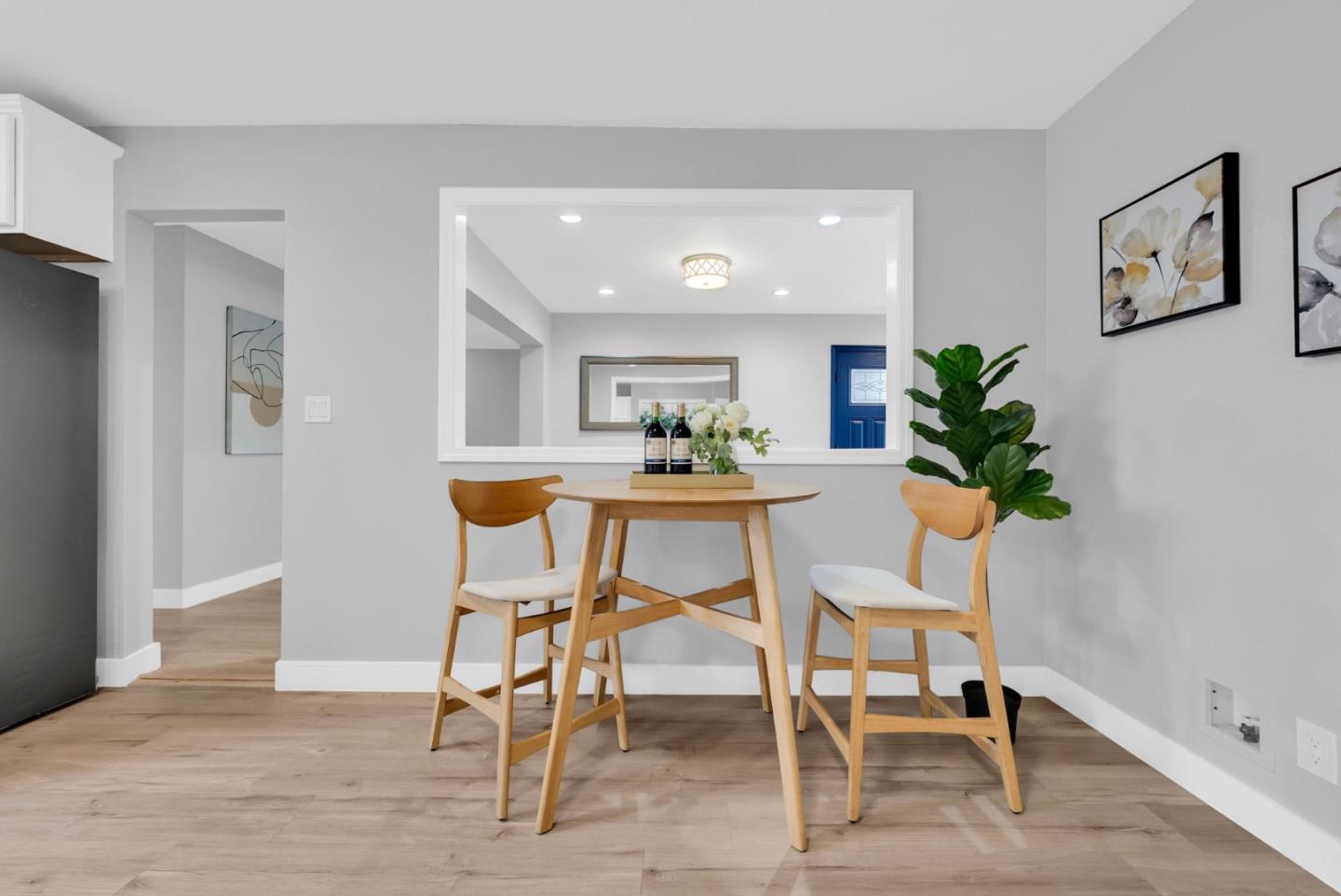 Detail Gallery Image 19 of 70 For 209 Norwich Dr, South San Francisco,  CA 94080 - 4 Beds | 3 Baths