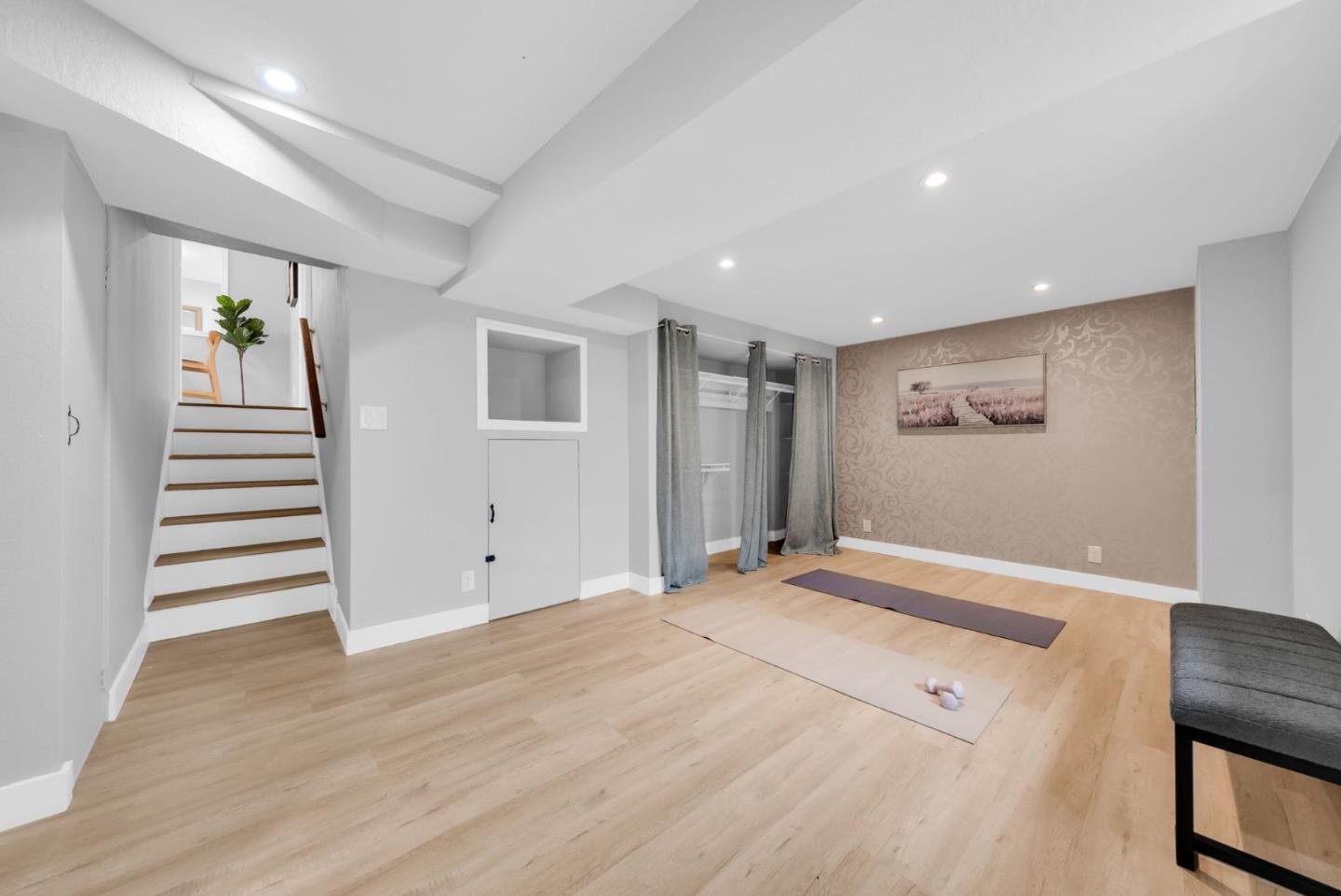 Detail Gallery Image 51 of 70 For 209 Norwich Dr, South San Francisco,  CA 94080 - 4 Beds | 3 Baths