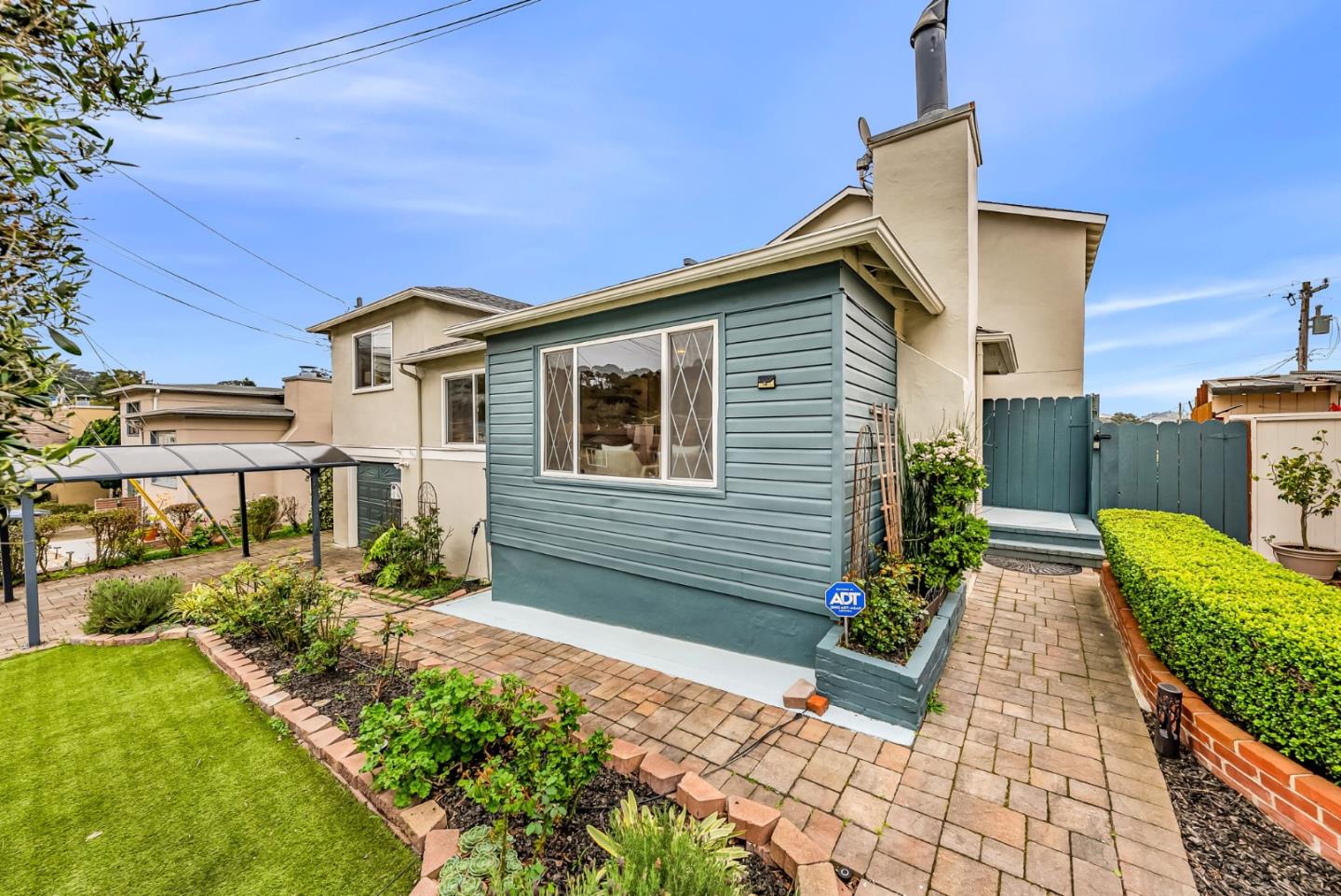 Detail Gallery Image 6 of 70 For 209 Norwich Dr, South San Francisco,  CA 94080 - 4 Beds | 3 Baths