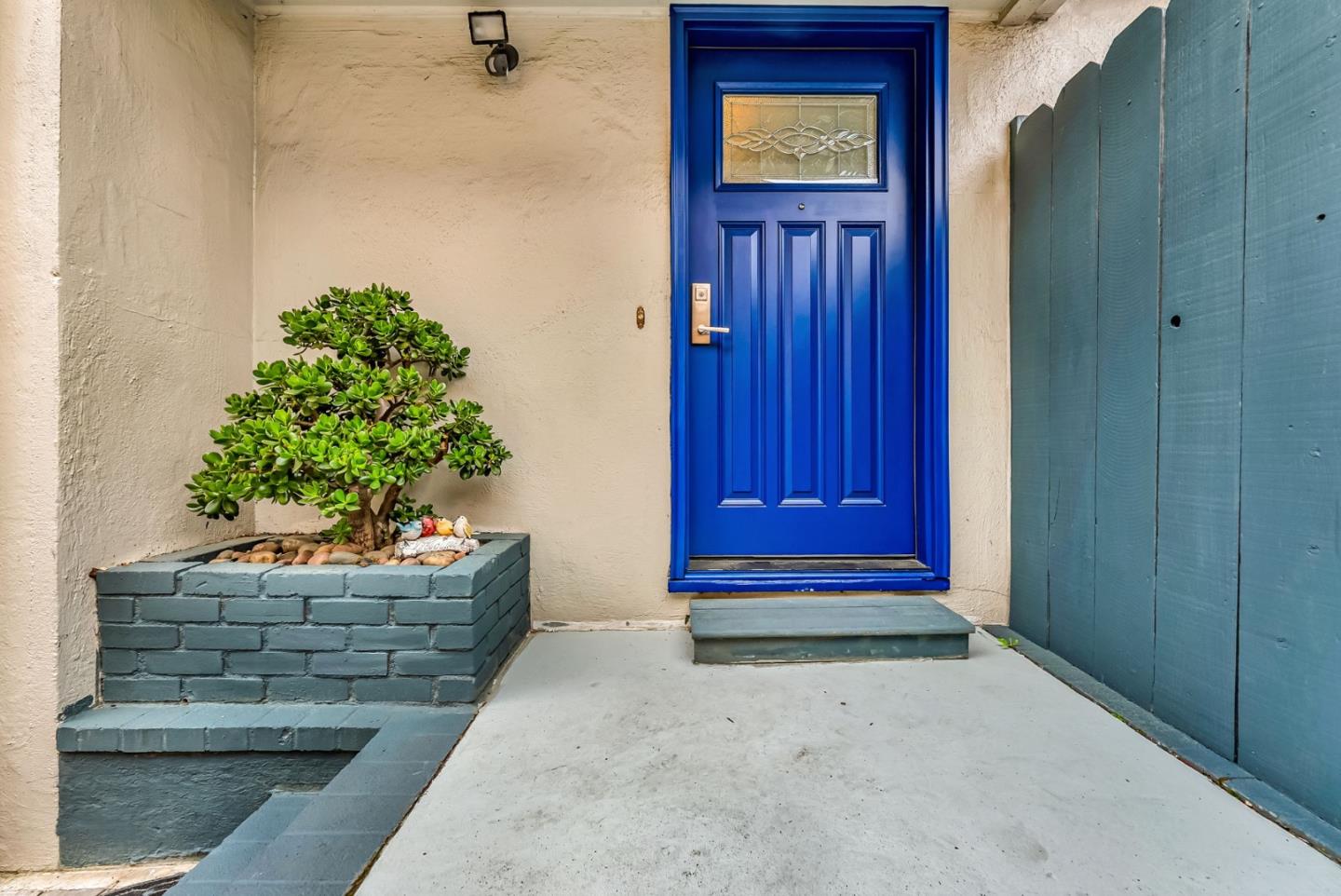 Detail Gallery Image 7 of 70 For 209 Norwich Dr, South San Francisco,  CA 94080 - 4 Beds | 3 Baths