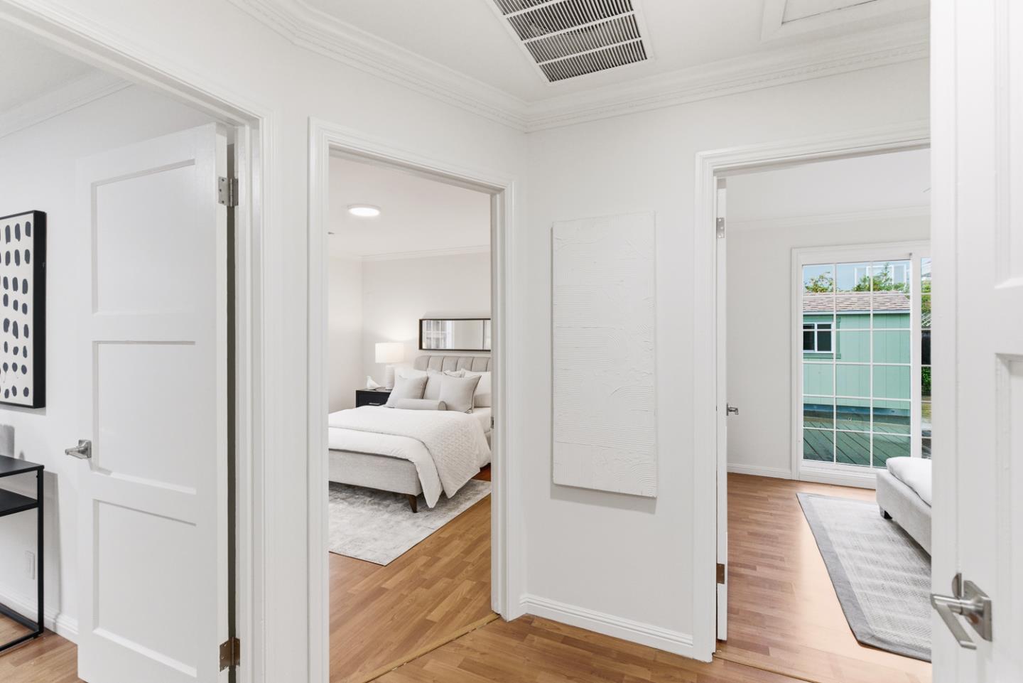 Detail Gallery Image 12 of 34 For 14 Bradford Dr, South San Francisco,  CA 94080 - 4 Beds | 2 Baths