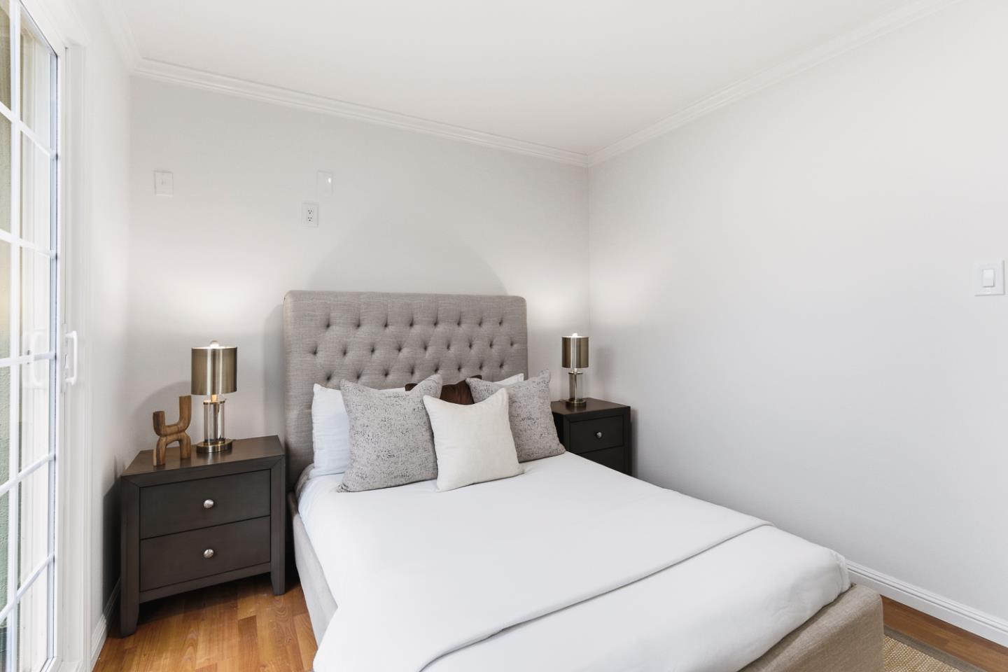 Detail Gallery Image 20 of 34 For 14 Bradford Dr, South San Francisco,  CA 94080 - 4 Beds | 2 Baths