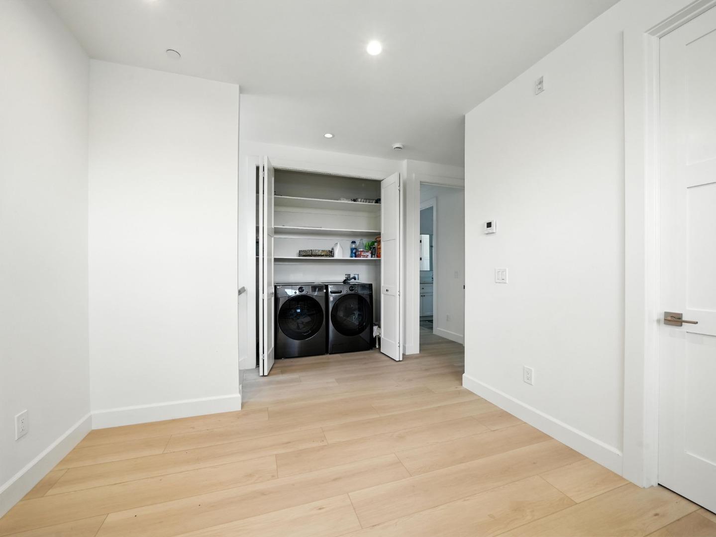 Detail Gallery Image 12 of 32 For 2004 Cherrystone Dr, San Jose,  CA 95128 - 4 Beds | 4/1 Baths