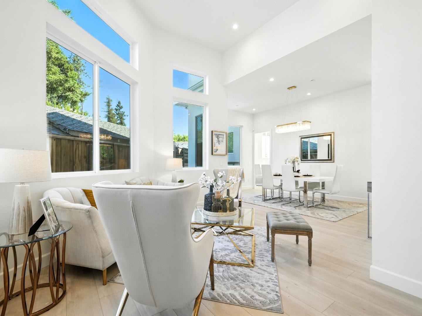 Detail Gallery Image 6 of 32 For 2004 Cherrystone Dr, San Jose,  CA 95128 - 4 Beds | 4/1 Baths