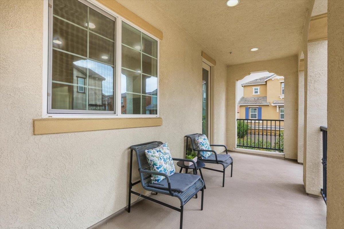 Detail Gallery Image 11 of 24 For 33934 Sagrantino Ter, Fremont,  CA 94555 - 4 Beds | 3/1 Baths