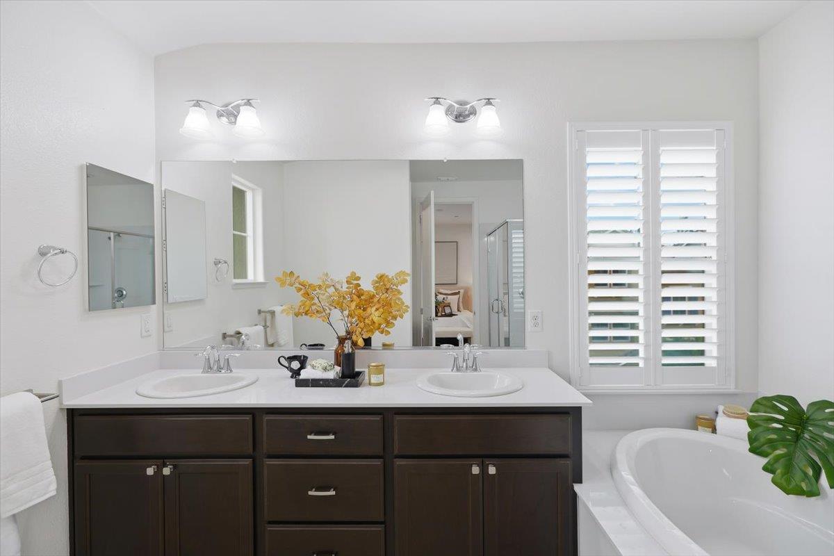 Detail Gallery Image 15 of 24 For 33934 Sagrantino Ter, Fremont,  CA 94555 - 4 Beds | 3/1 Baths