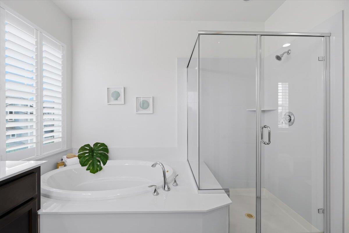 Detail Gallery Image 16 of 24 For 33934 Sagrantino Ter, Fremont,  CA 94555 - 4 Beds | 3/1 Baths