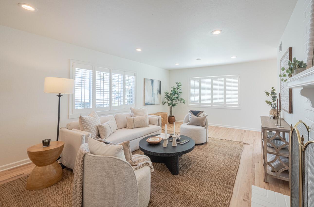 Detail Gallery Image 15 of 51 For 207 Encinada Dr, Salinas,  CA 93901 - 3 Beds | 2 Baths