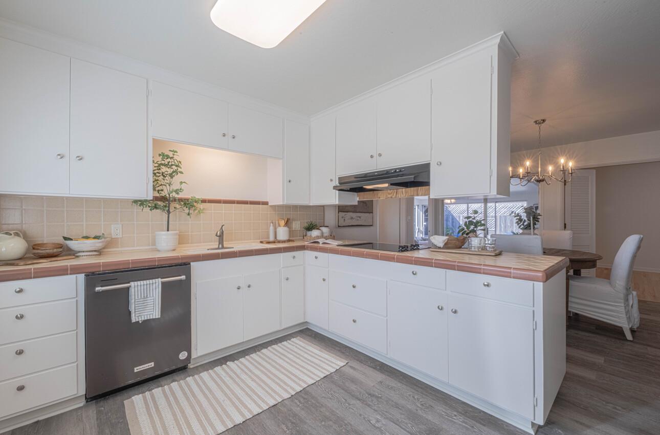 Detail Gallery Image 20 of 51 For 207 Encinada Dr, Salinas,  CA 93901 - 3 Beds | 2 Baths