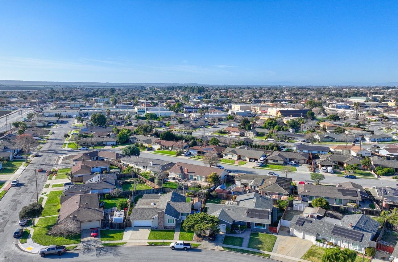Detail Gallery Image 5 of 51 For 207 Encinada Dr, Salinas,  CA 93901 - 3 Beds | 2 Baths