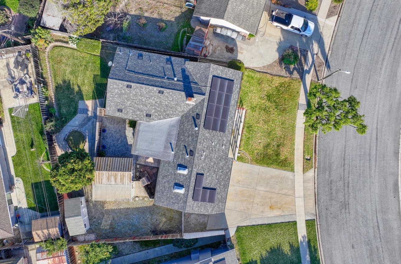 Detail Gallery Image 7 of 51 For 207 Encinada Dr, Salinas,  CA 93901 - 3 Beds | 2 Baths