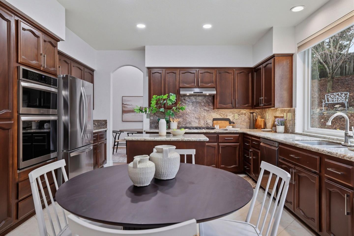 Detail Gallery Image 19 of 79 For 104 Hesser Ct, Folsom,  CA 95630 - 5 Beds | 4 Baths