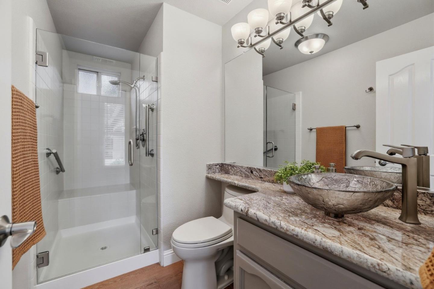 Detail Gallery Image 28 of 79 For 104 Hesser Ct, Folsom,  CA 95630 - 5 Beds | 4 Baths