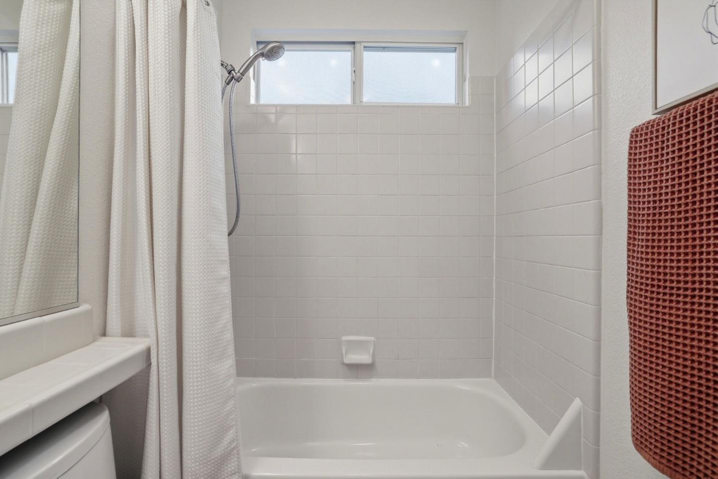 Detail Gallery Image 45 of 79 For 104 Hesser Ct, Folsom,  CA 95630 - 5 Beds | 4 Baths