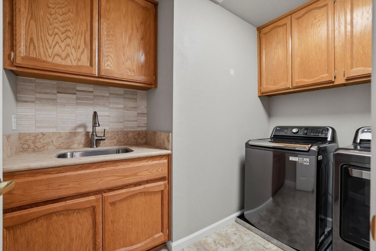 Detail Gallery Image 51 of 79 For 104 Hesser Ct, Folsom,  CA 95630 - 5 Beds | 4 Baths